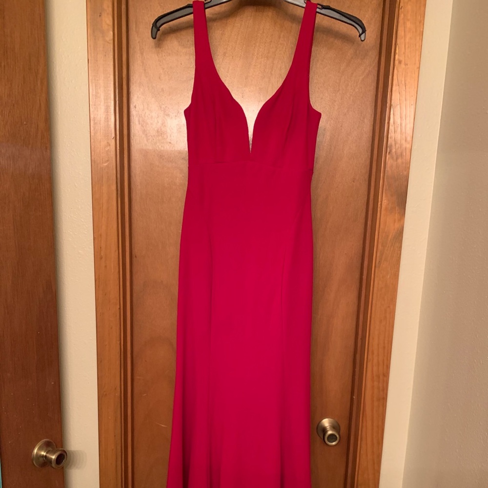 Lulus red fitted gown